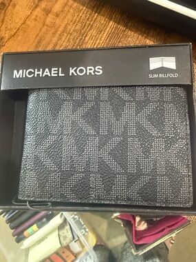 MK Mens Wallet